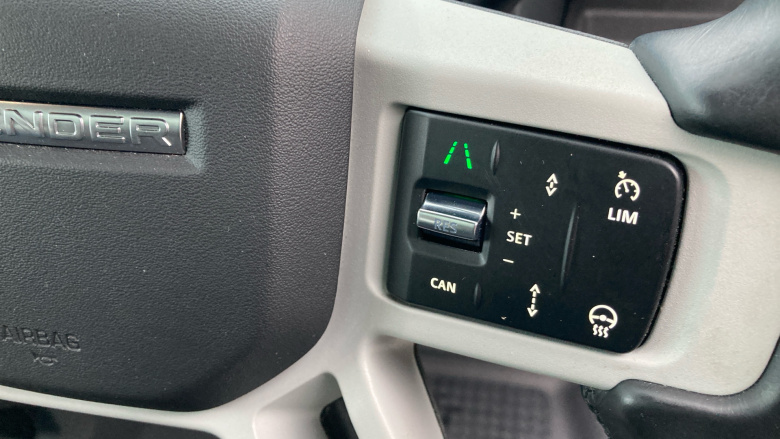 Land Rover Defender 2.0 P300 X-Dynamic HSE 110 5dr Auto Petrol Estate